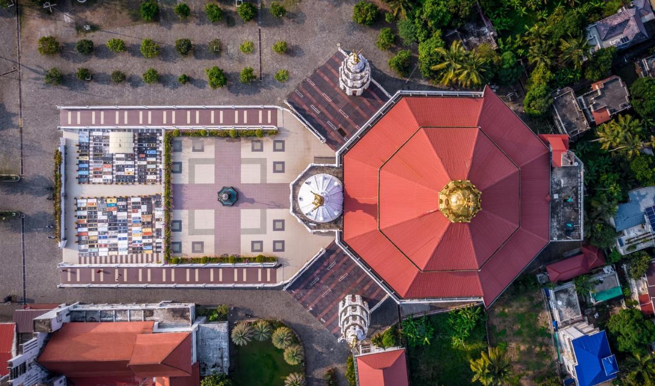 Amritara The Poovath Beachfront Heritage, Fort Kochi Exterior photo
