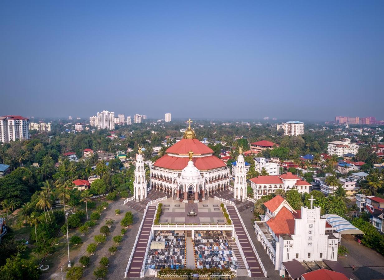 Amritara The Poovath Beachfront Heritage, Fort Kochi Exterior photo